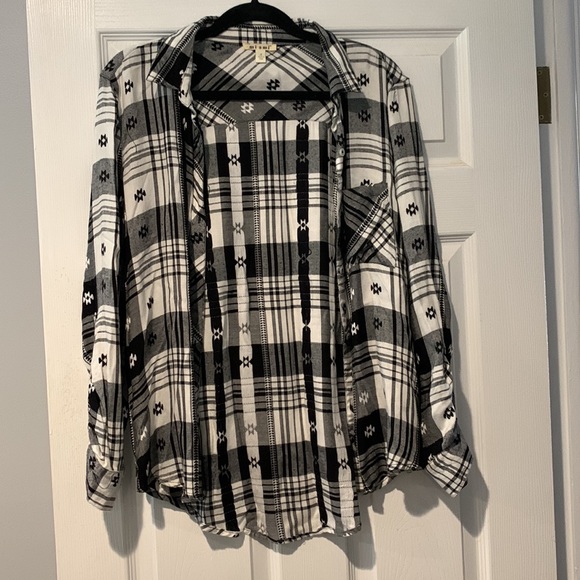 Plaid button down - Picture 2 of 5
